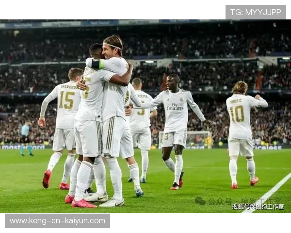皇家马德里完胜巴塞罗那，领跑积分榜，皇家马德里vs巴塞罗那7比1